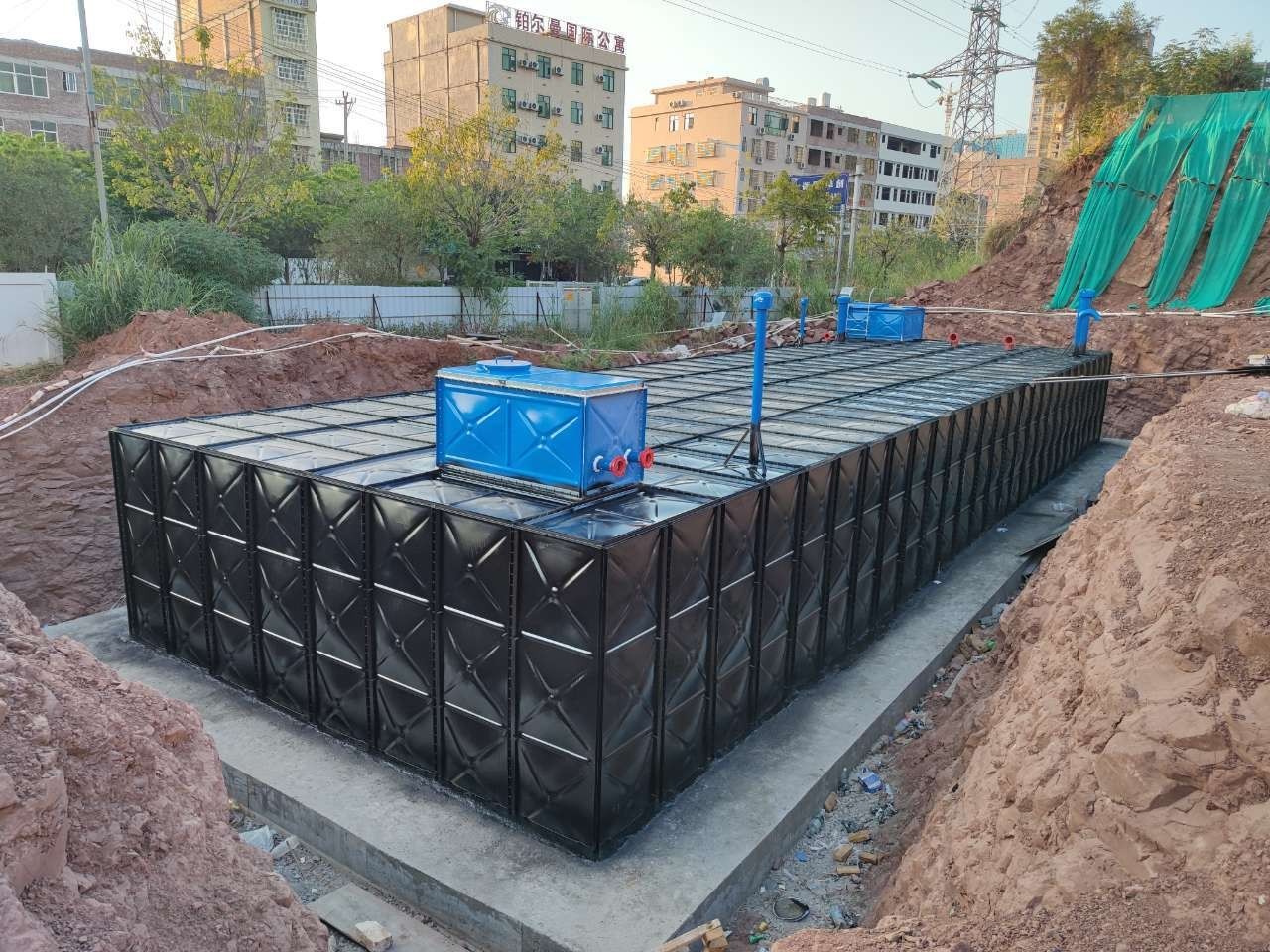 Composición de la estación de bomba e instalación de la formación de la bomba de caja enterrada anti-flotante Equipo de suministro de agua de refuerzo integrado